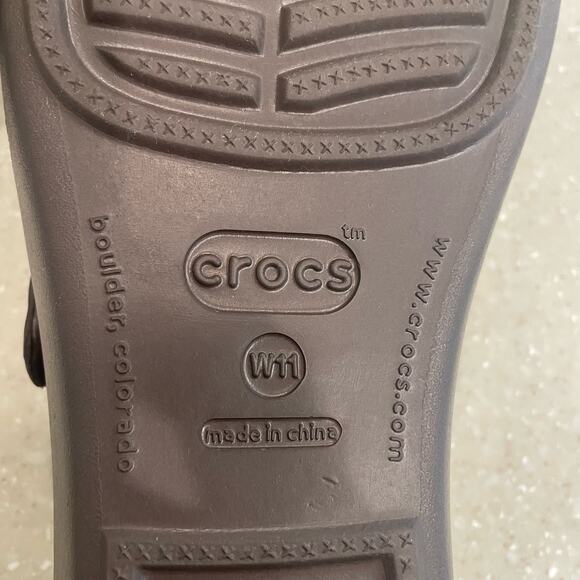 Crocs Patricia Sandals Women's Size 11 Brown Slip On Wedge Heel Strappy Comfort - Picture 6 of 10